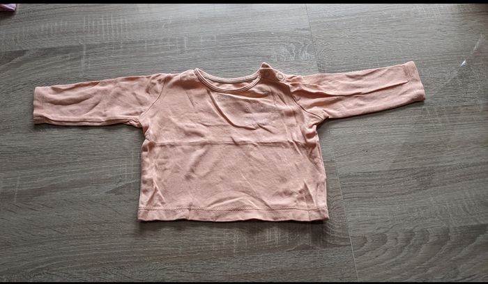 Lot 2 t-shirts - photo numéro 2