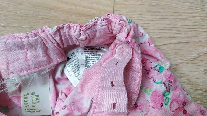 Short été rose fleurs 9/12 mois - photo numéro 4