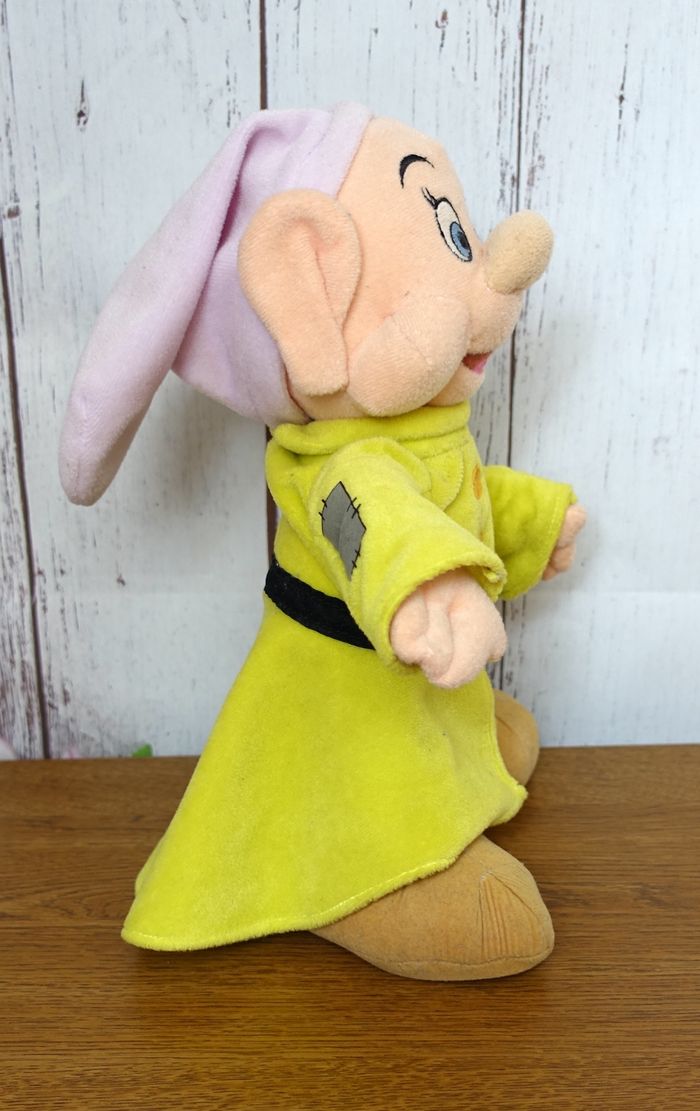 Peluche Simplet Doopey 30 cm - Disney Store - photo numéro 3