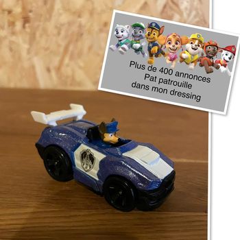 Véhicule True Métal de Chase à paillettes de la Pat Patrouille