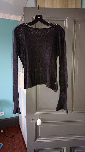 Pull noir t. S