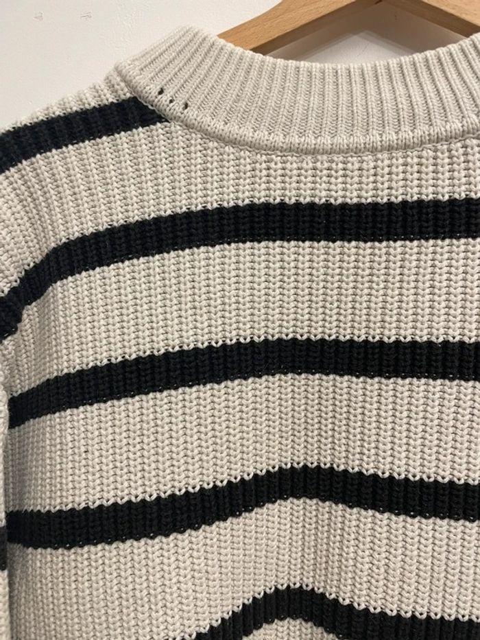 Pull oversize rayure blanche et noire H&M
