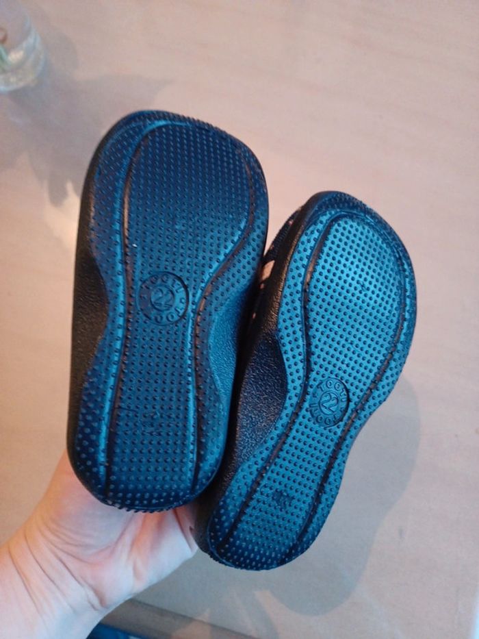 Pantoufle t.22 - photo numéro 5