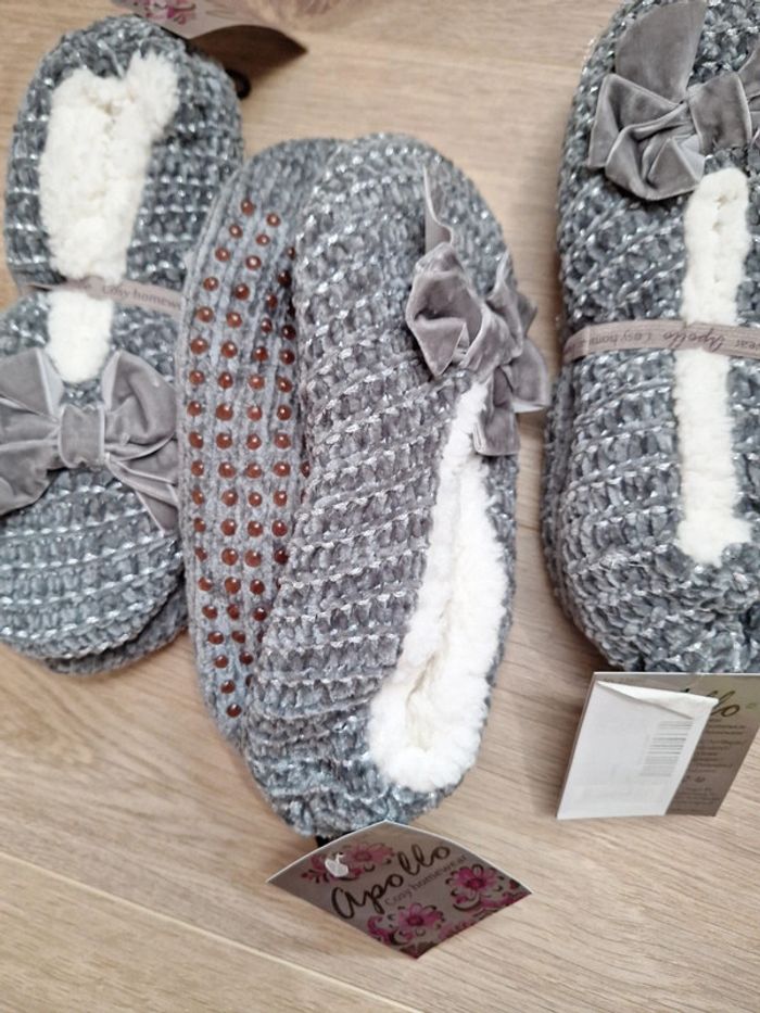 Lot de 3 paires de chaussons femme grises avec neud douces antidérapantes - photo numéro 7