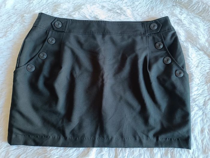 Jupe courte à poches T. 44 Yessica - photo numéro 2