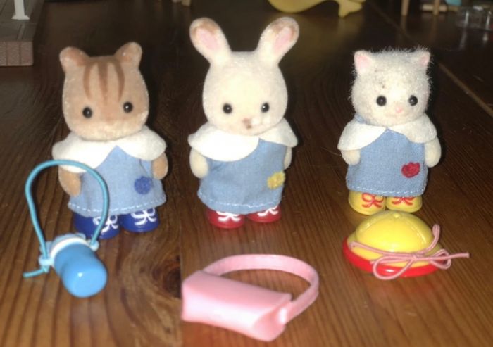 Personnage Sylvanian family petit écoliers