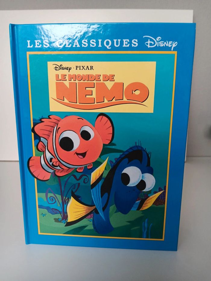 Livre les classiques Disney le monde de nemo 96 pages