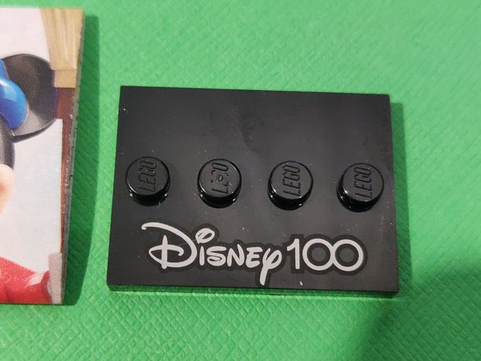 Minifig Lego 101 Dalmatiens - Cruella D'Enfer - Disney 100 ans - Parfait État - avec sachet - Lego Original - photo numéro 6