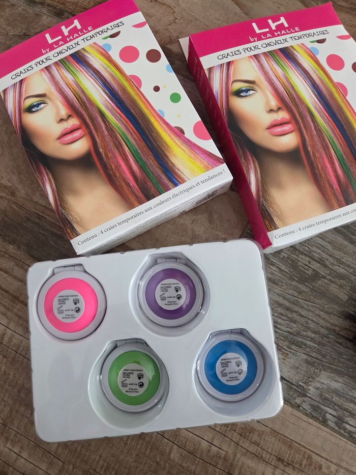 Lot soin et pochettes à maquillage neuf - photo numéro 7