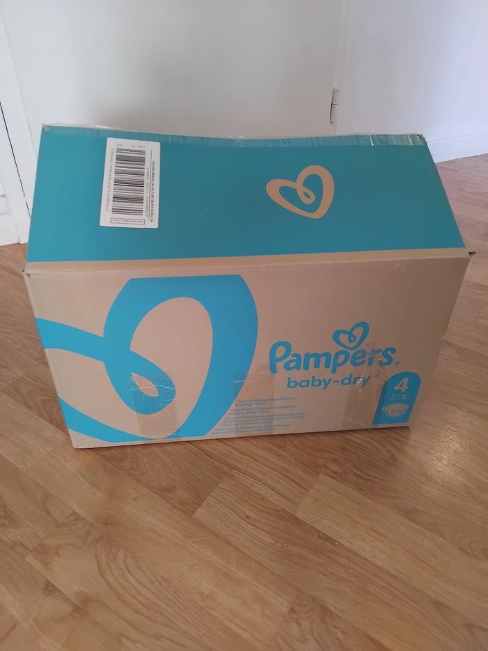 Gros carton vêtements garçon 3mois - photo numéro 2