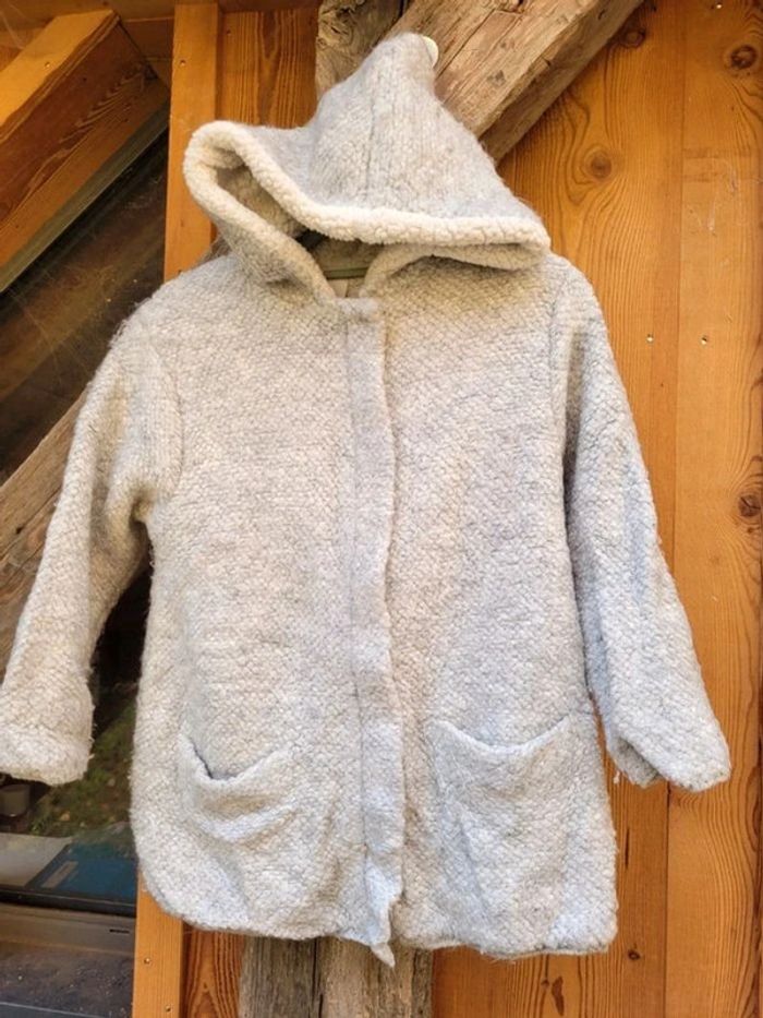 Manteau à capuche en Alpaga, Zara collection hiver, chaud, gris clair et crème, tout doux, 10 ans - photo numéro 2
