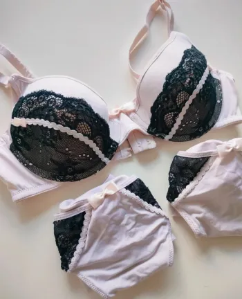 Soutien-gorge allaitement + 2 culottes