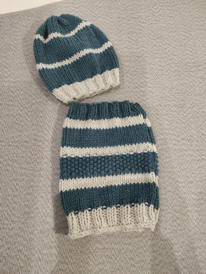 Bonnet et tour de cou