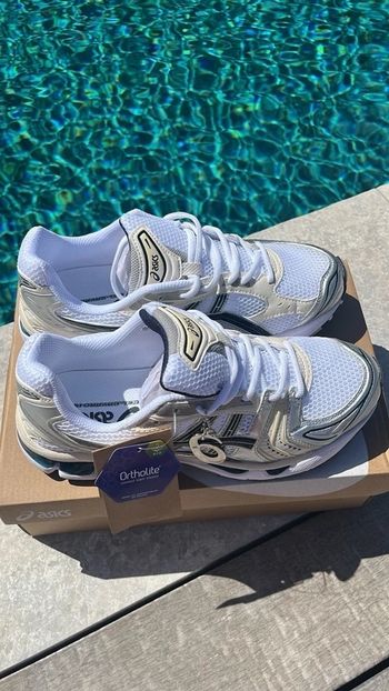 ASICS Gel-Kayano 14 Taille  40