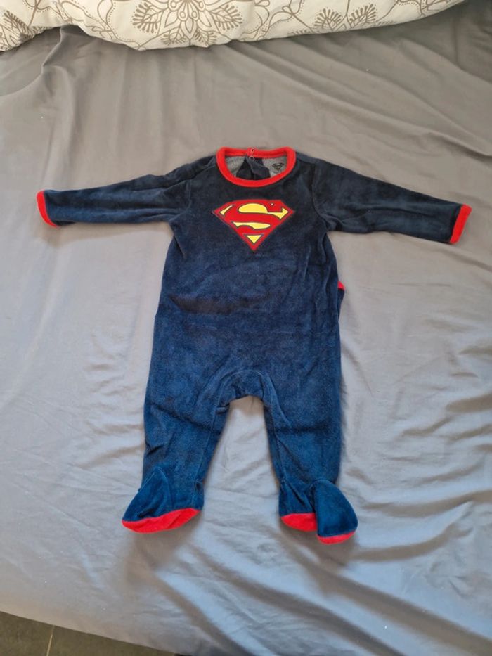 Lot 4 pyjamas hivers 6 mois - photo numéro 2