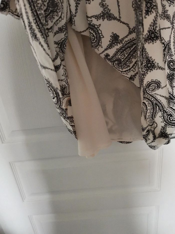 Robe beige et noir - photo numéro 3