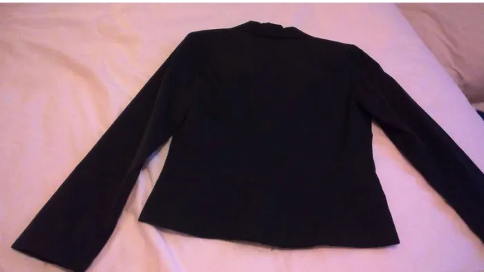 Veste noire legerement plastifie T 40 - photo numéro 4