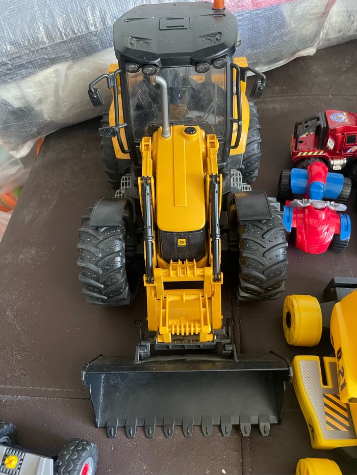 Lot de 23 véhicules voitures jouets pour enfants Pelleteuse 30cm + différents véhicules - photo numéro 4