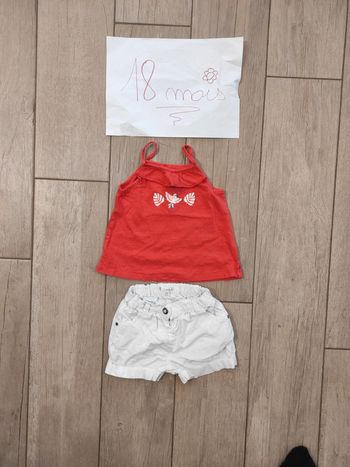 Ensemble short blanc et débardeur rouge 18 mois
