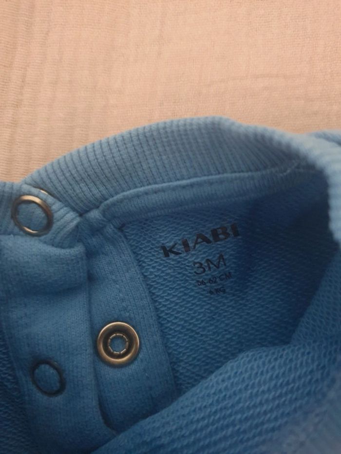 Sweat 🐼 mania 3 mois - photo numéro 2