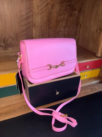 Mignon petit sac bandoulière neuf rose bonbon