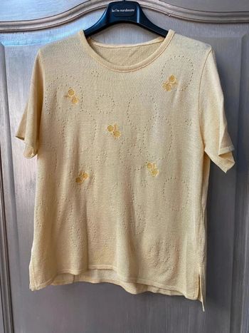 Pull manche courte vintage jaune pâle à fleur taille 38