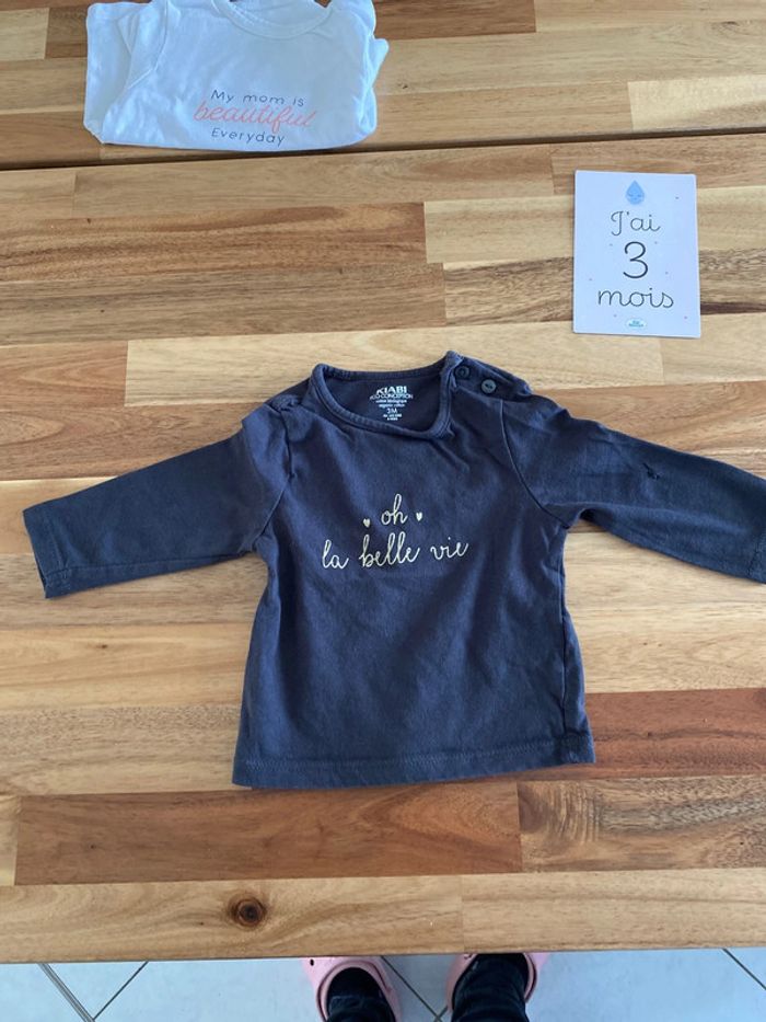 Lot t-shirts et pantalon - photo numéro 12