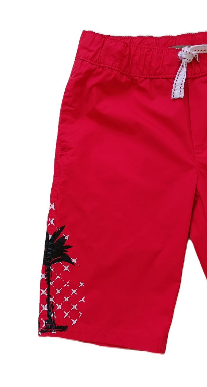 Bermuda rouge. Short long. Surf. Palmier. In Extenso. Taille 8 ans. 125 - 131 cm - photo numéro 3