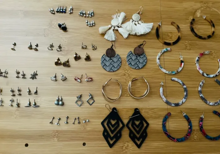 Lot de boucles d’oreilles et piercings - photo numéro 5