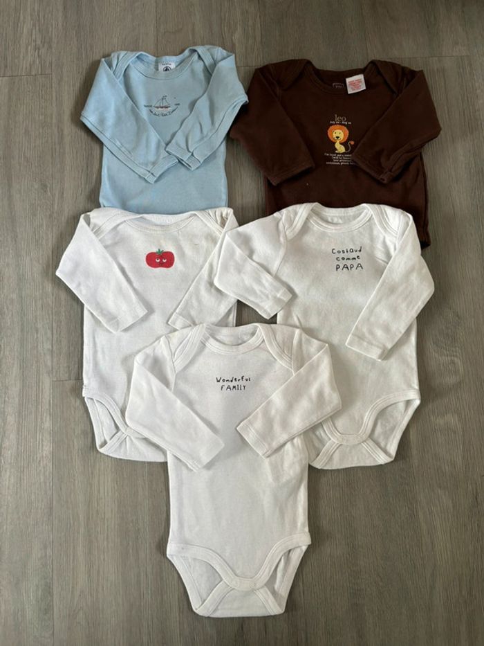 Lot de 5 body taille 6 mois