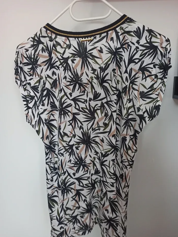 Tee-shirt - photo numéro 5