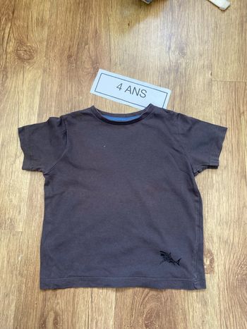 T shirt marron 4 ans