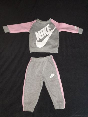 Survetement nike