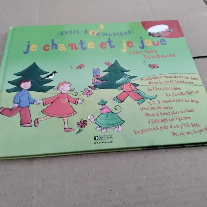Lot de 2 livres CD  je chante et je joue + tambourin - photo numéro 7