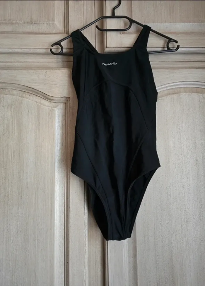 Maillot de bain 1 piece decathlon tribord taille 40