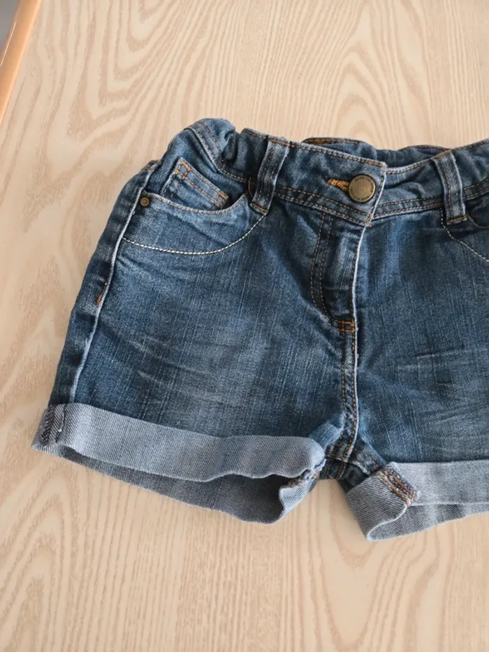Short en jean tao taille 7 ans - photo numéro 2