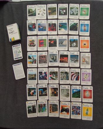 Jeu de 7 familles sur le recyclage