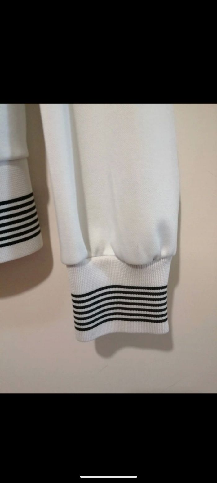 Belle veste EAZ Emporio Armani blanche. Taille M - photo numéro 8