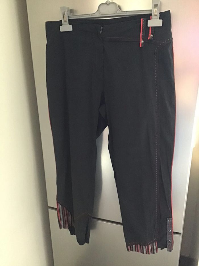 Très joli pantacourt