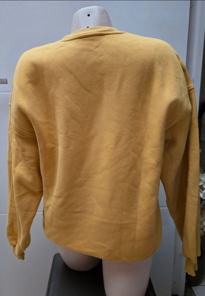 Pull moutarde Bershka - photo numéro 2