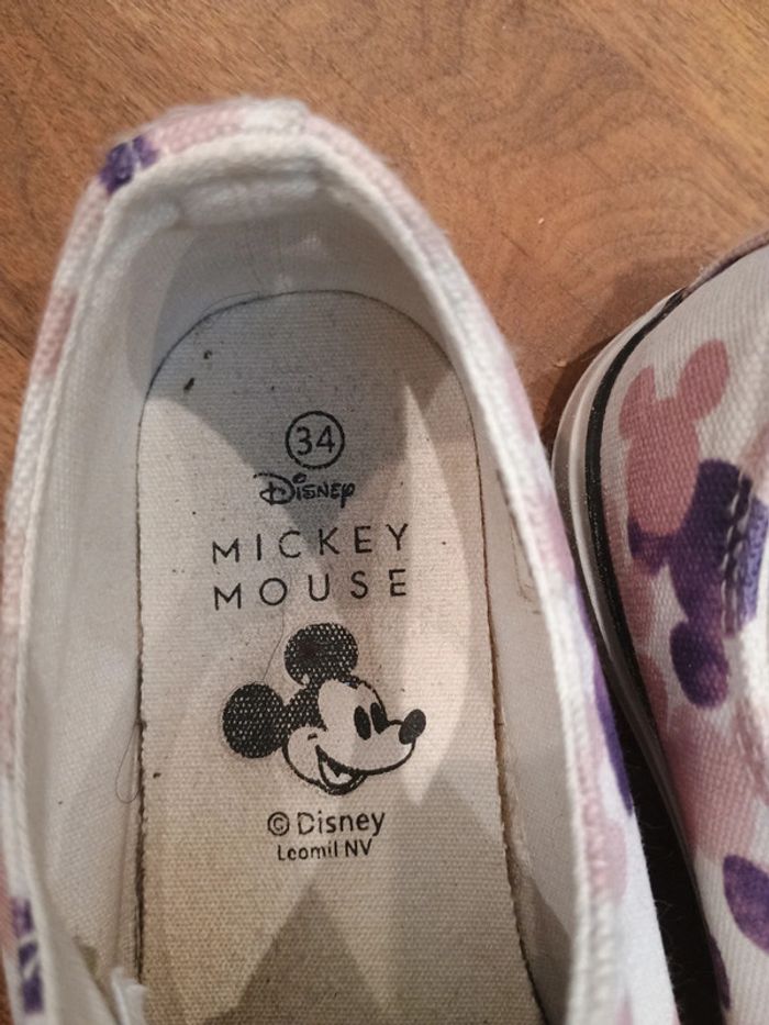 Basket taille 34 mickey - photo numéro 3