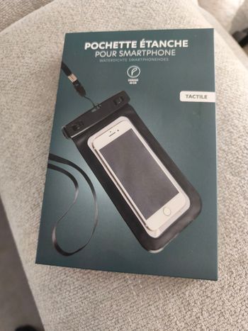 Pochette étanche pour smartphone 