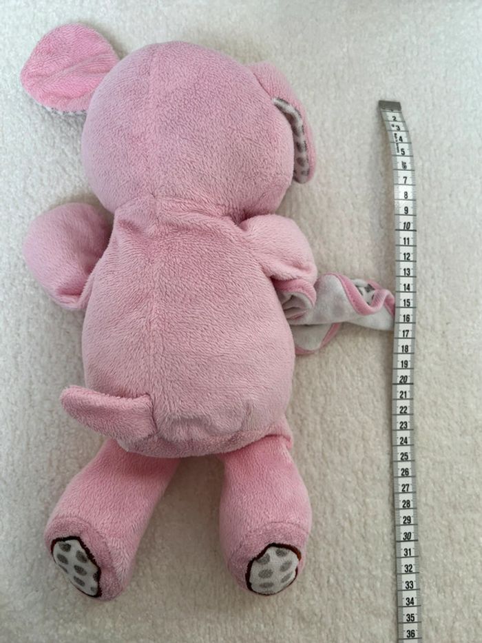 Peluche rose chien avec mouchoir - photo numéro 2