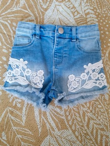 Short brodé 9 12 mois