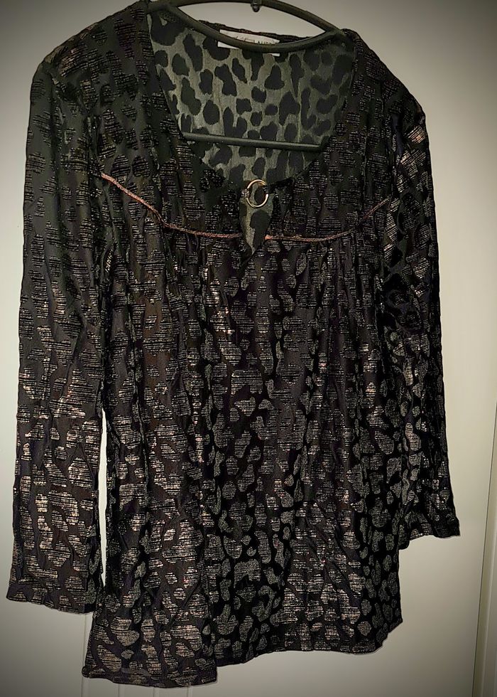 T. 38 (M) - Blouse CHRISTINE LAURE dorée – Très bon état - photo numéro 2
