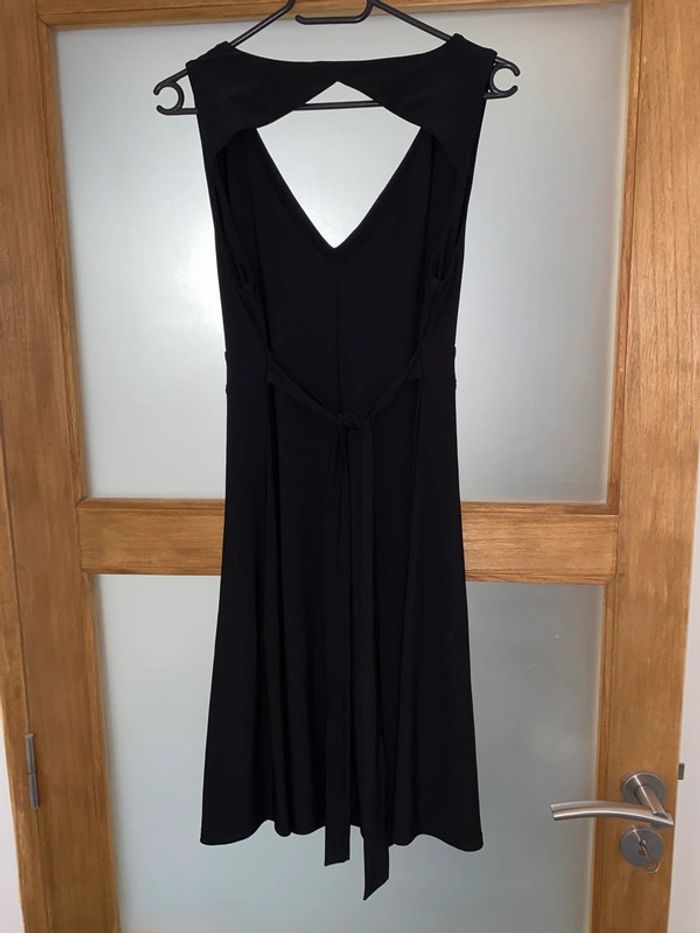 Petite  robe noire fluide Camaïeu taille 40 - photo numéro 4