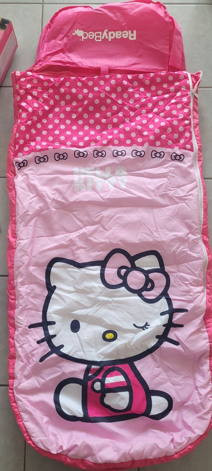 Sac de couchage avec matelas gonflable Hello Kitty - photo numéro 2