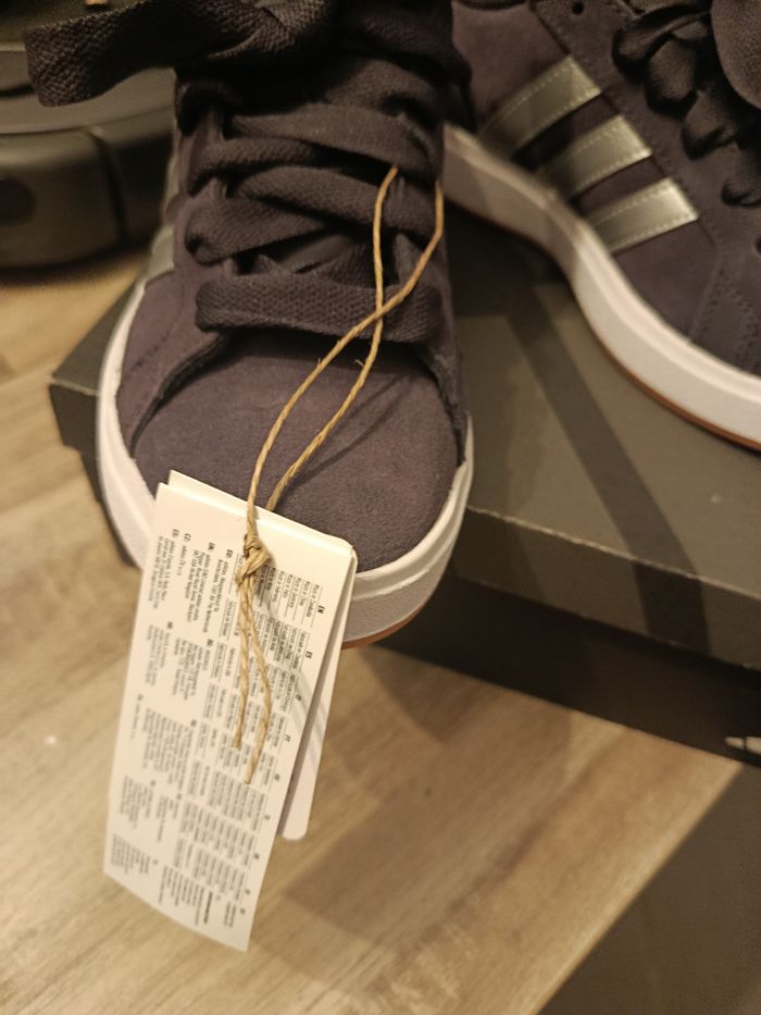 Basket adidas - photo numéro 3