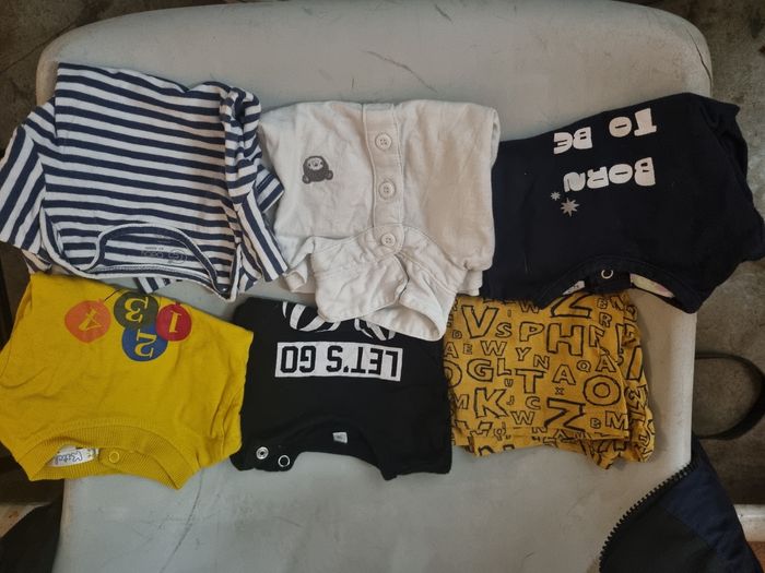 Vend différent habit en 1 mois - photo numéro 1