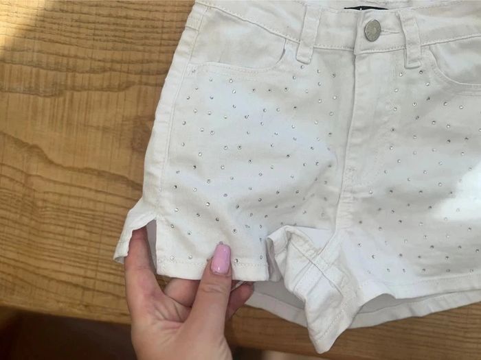 Short taille 32 12 ans blanc Jennyfer à strass été jean - photo numéro 2
